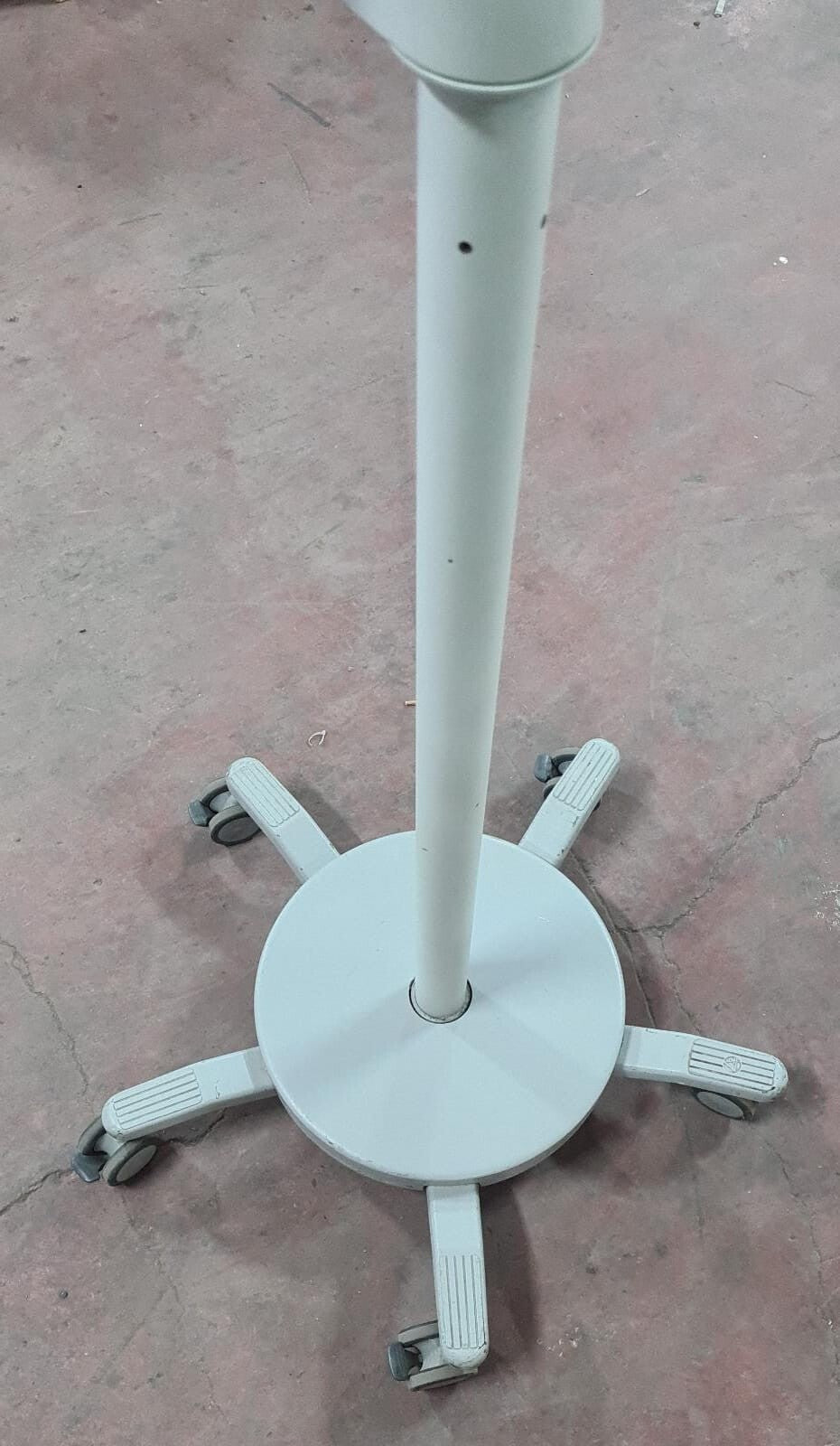 OPTOMIC OP-C12 & OP-TVB Counterweight Surgical Microscope f-200mm W/ Stand