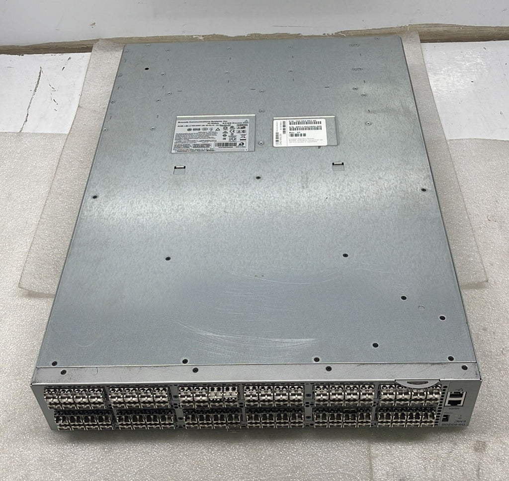 Brocade 6520 EMC DS-6520B 96-Port Fiber Channel Switch 100-652-862-00 W/ 96* SFP
