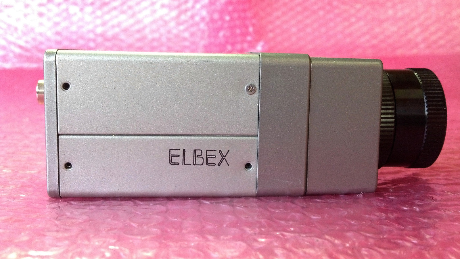 Elbex  Exc224 Ex200 Ccd Series 12 25 Mm F 1.4 Dc 12 V