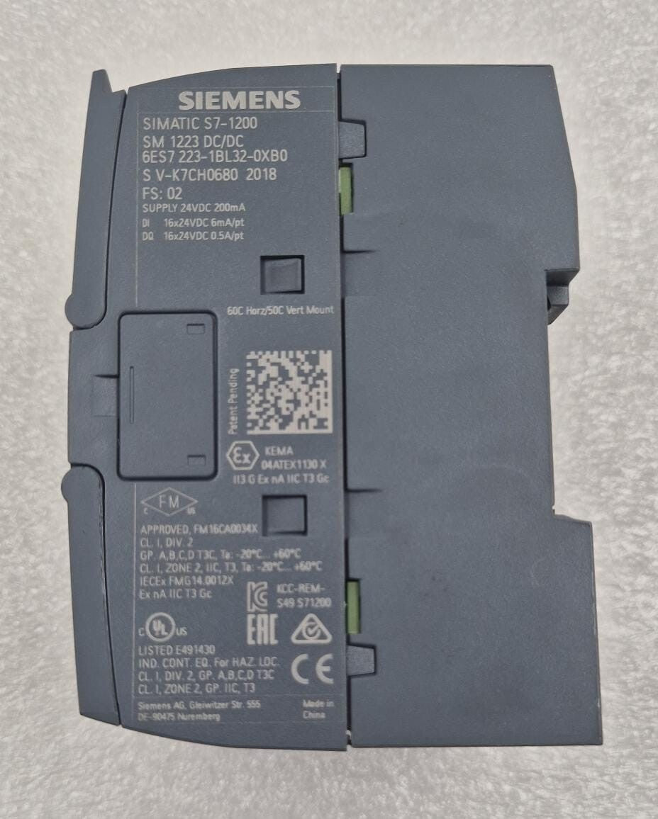 Siemens SIMATIC S7-1200 SM 1223 DC/DC 6ES7 223-1BL32-0XB0 DIGITAL I/O 24VDC