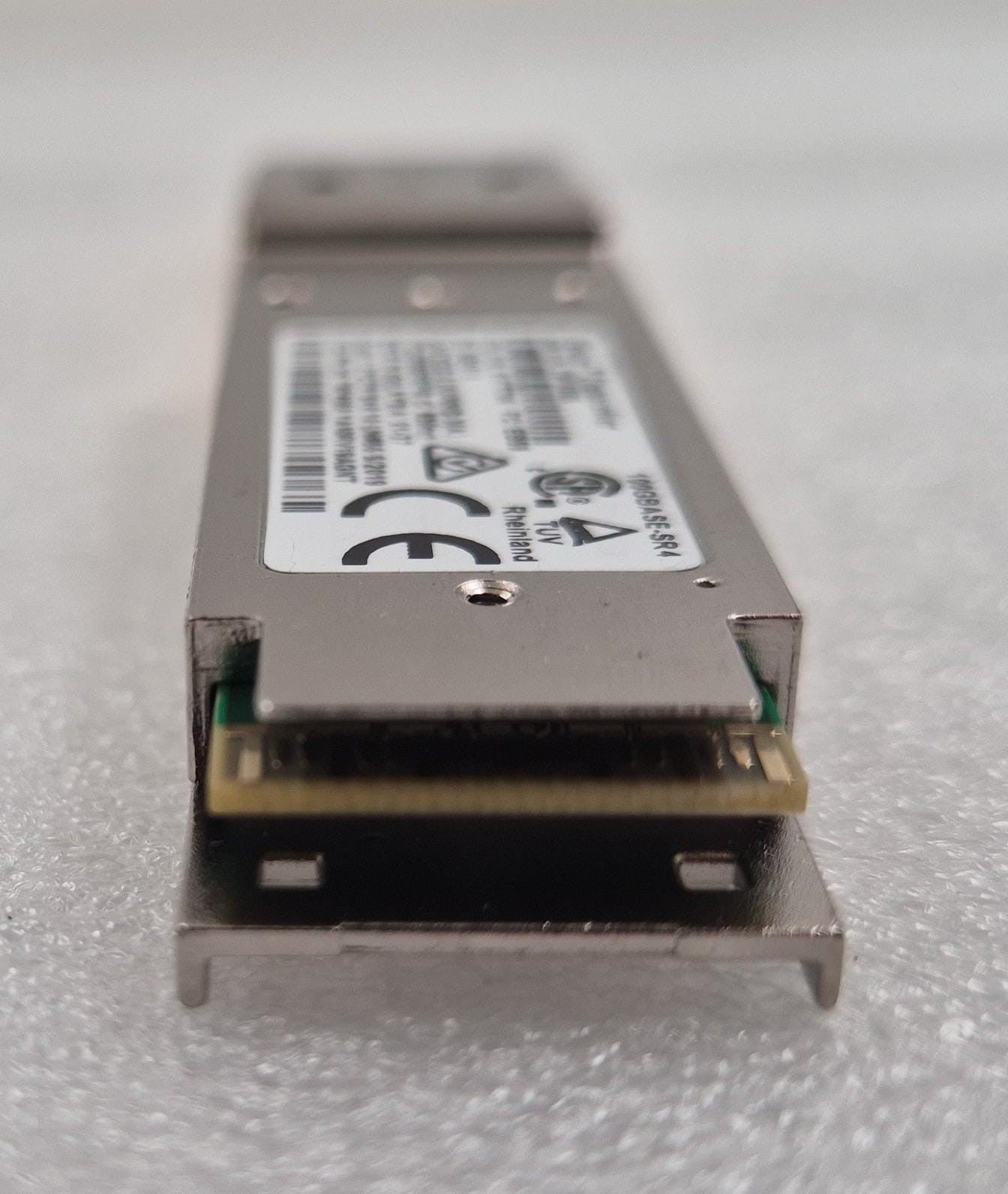 FINISAR IBM 78P4988 01FT706 FTLC9558REPM-IC 100G Optical Transceiver