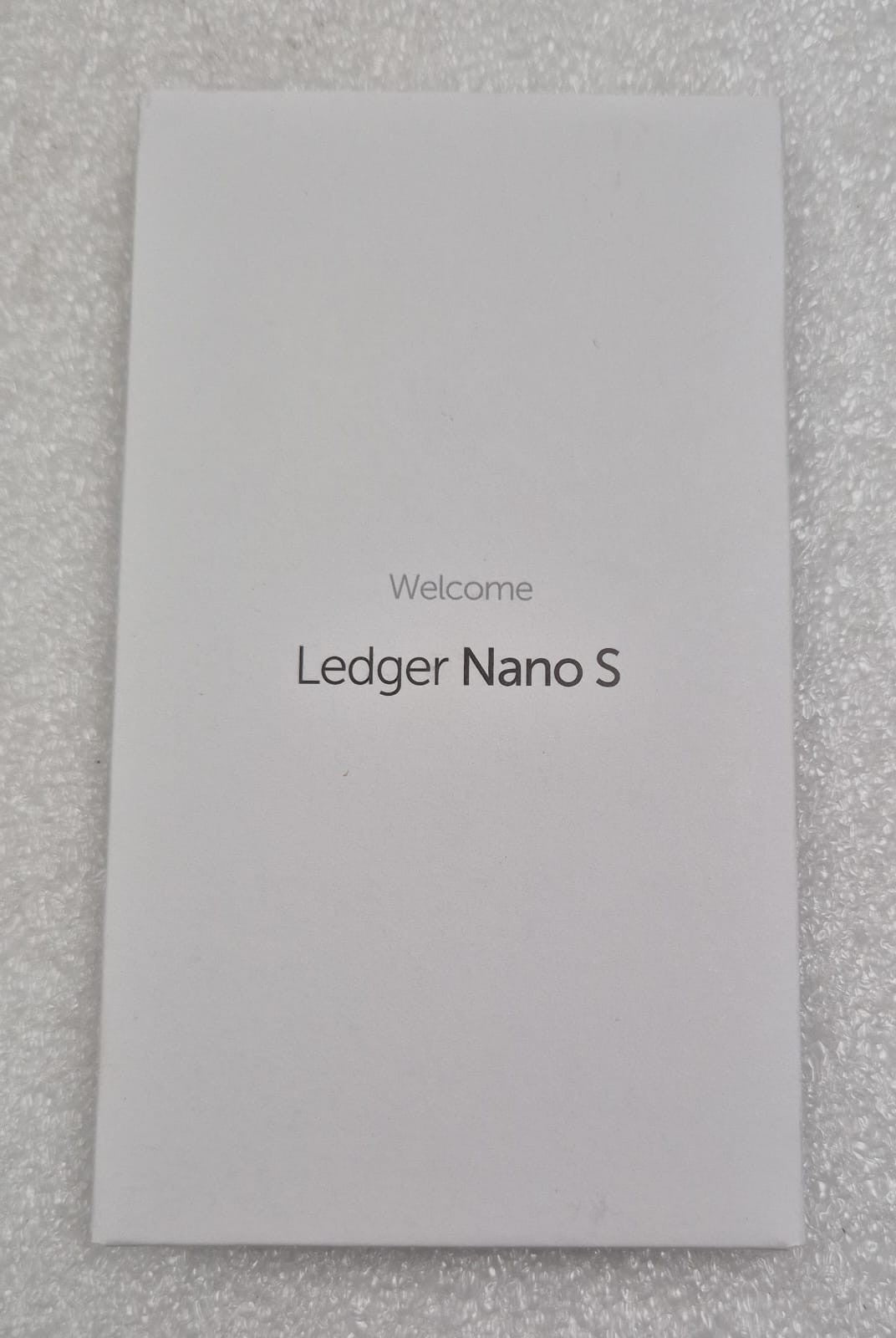 *NEW* Ledger Nano S Cryptocurrency Hardware Wallet (Black)