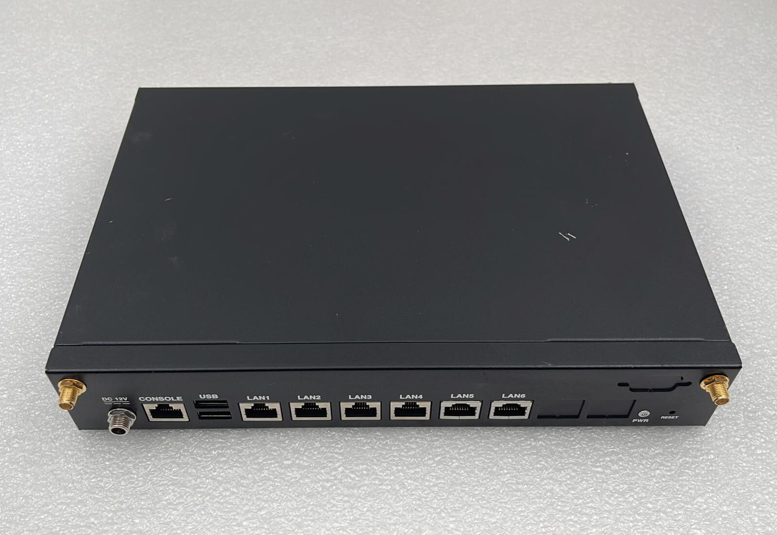AAEON FWS-2350E6 Desktop 6 LAN Network Appliance