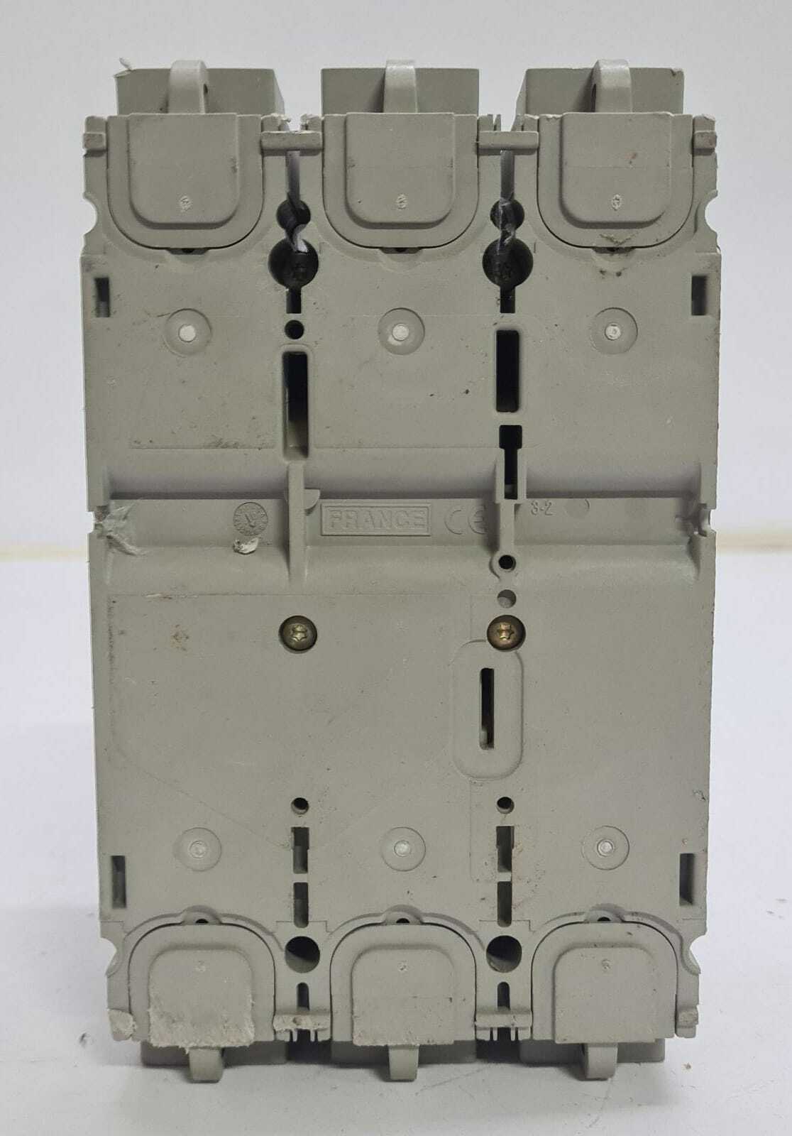 Schneider MERLIN GERIN Compact NS 160 N 160N TM 125 D Circuit breaker 100 / 125A