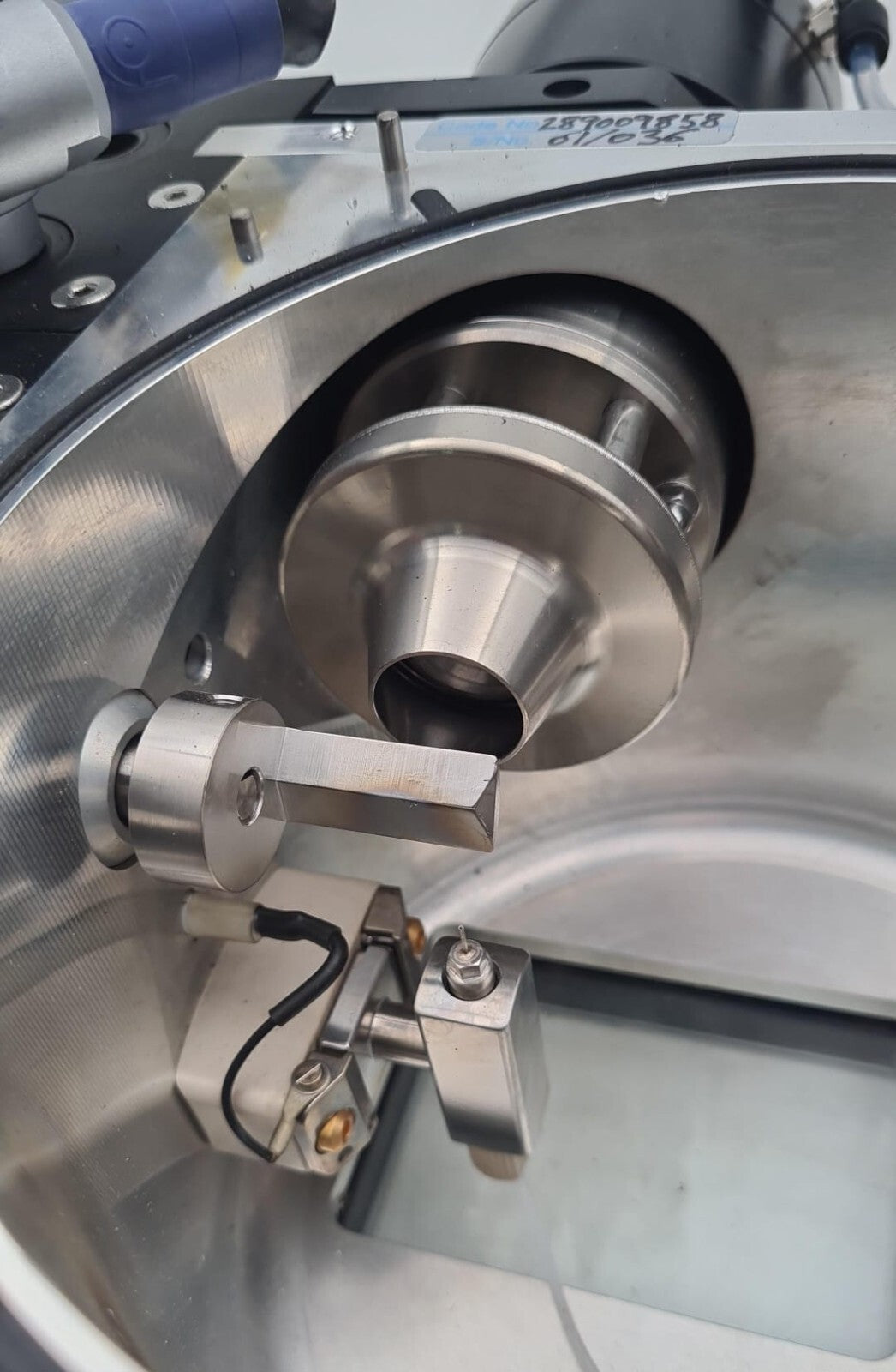 Waters Alliance Micromass ZSPRAY LockSpray ESI/ APCI/ ESCi ION SOURCE