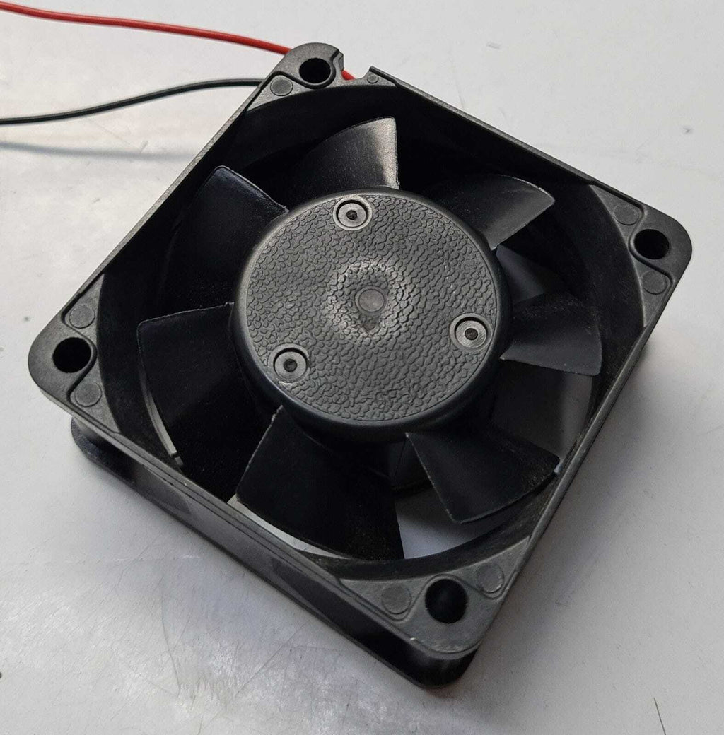 [LOT 17] NMB-MAT 2410ML-04W-B60 12V 0.40A 60*60*25MM two-line axial cooling fan