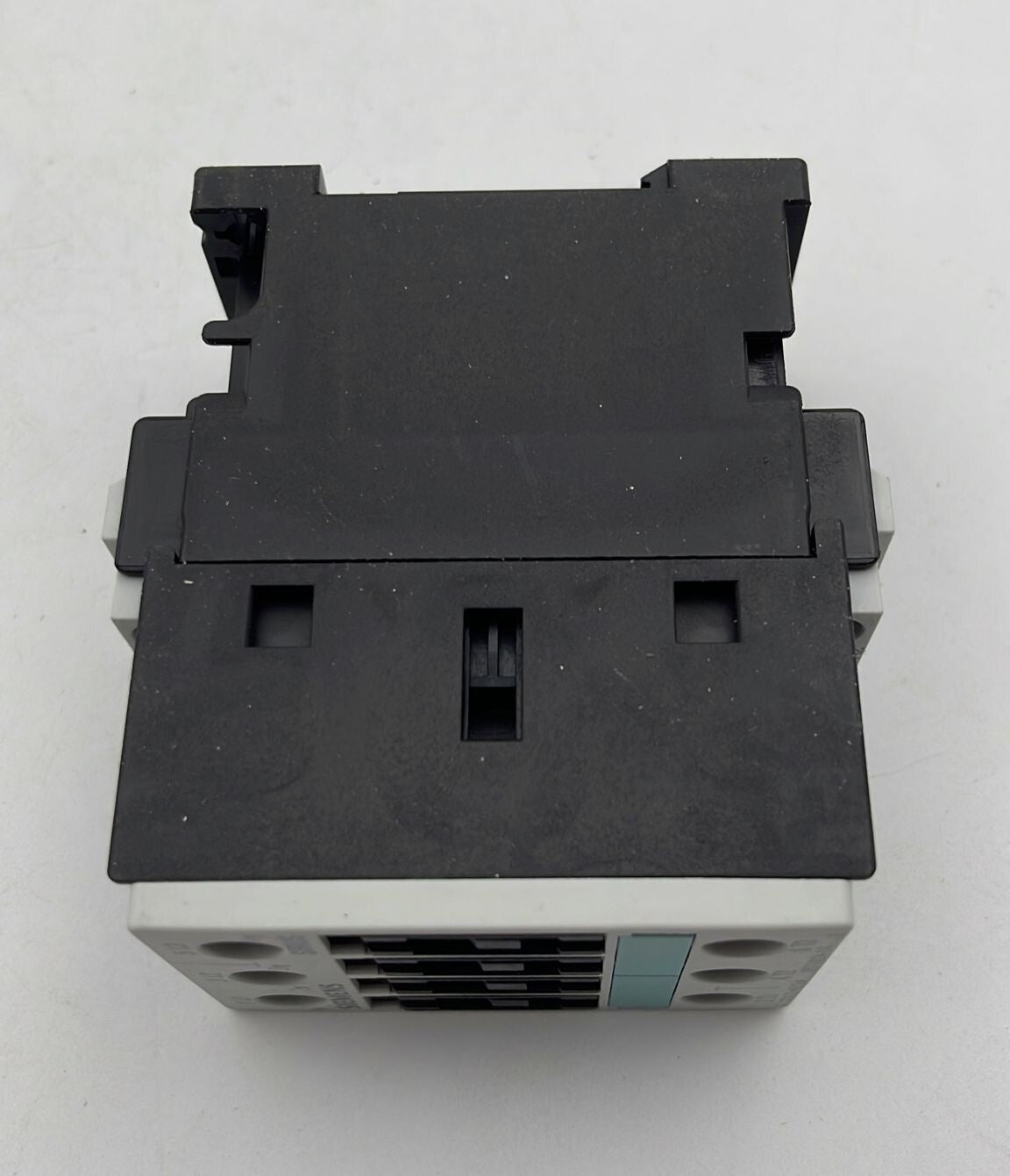 [LOT OF 10] **NEW** Siemens 3RT1024-1AP00 Auxiliary contactor 230V 50Hz