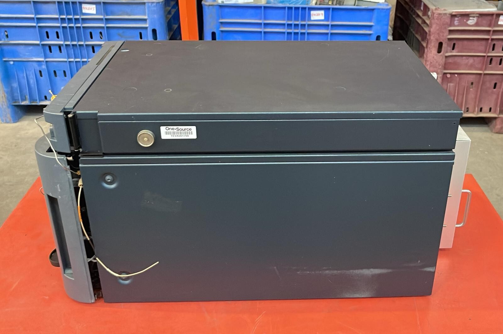 Waters Acquity Sample Manager UPLC 186015006 W/ Temperature Column Heater *AS IS