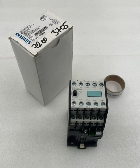 Siemens 3TH43 73-0BB4 auxiliary contactor relay front view