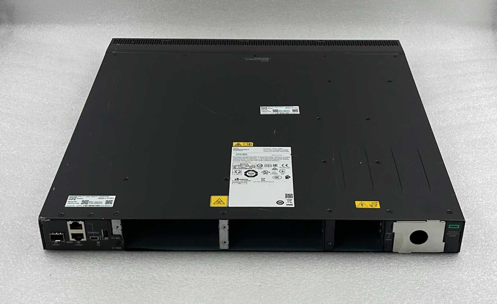 HPE FlexFabric 5940 Switch JH390A 48SFP+ 6QSFP28