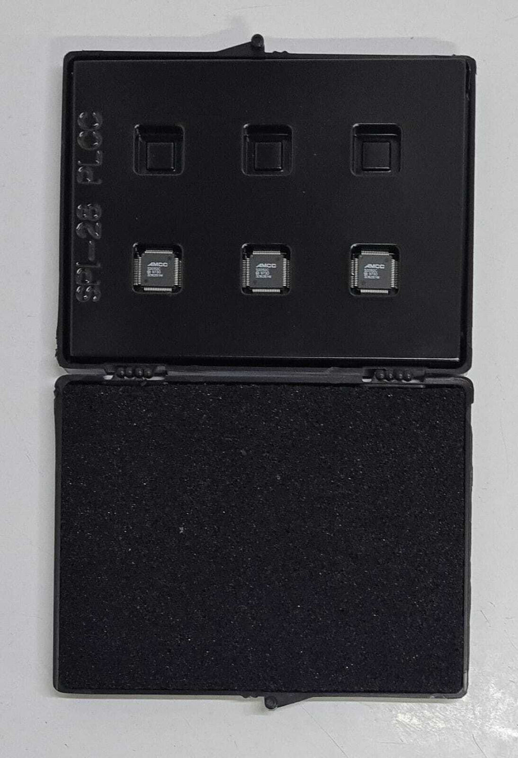 [LOT OF 3] NEW- AMCC S2052C 9730 306261W Chip IC Ethernet Transceiver Fiber