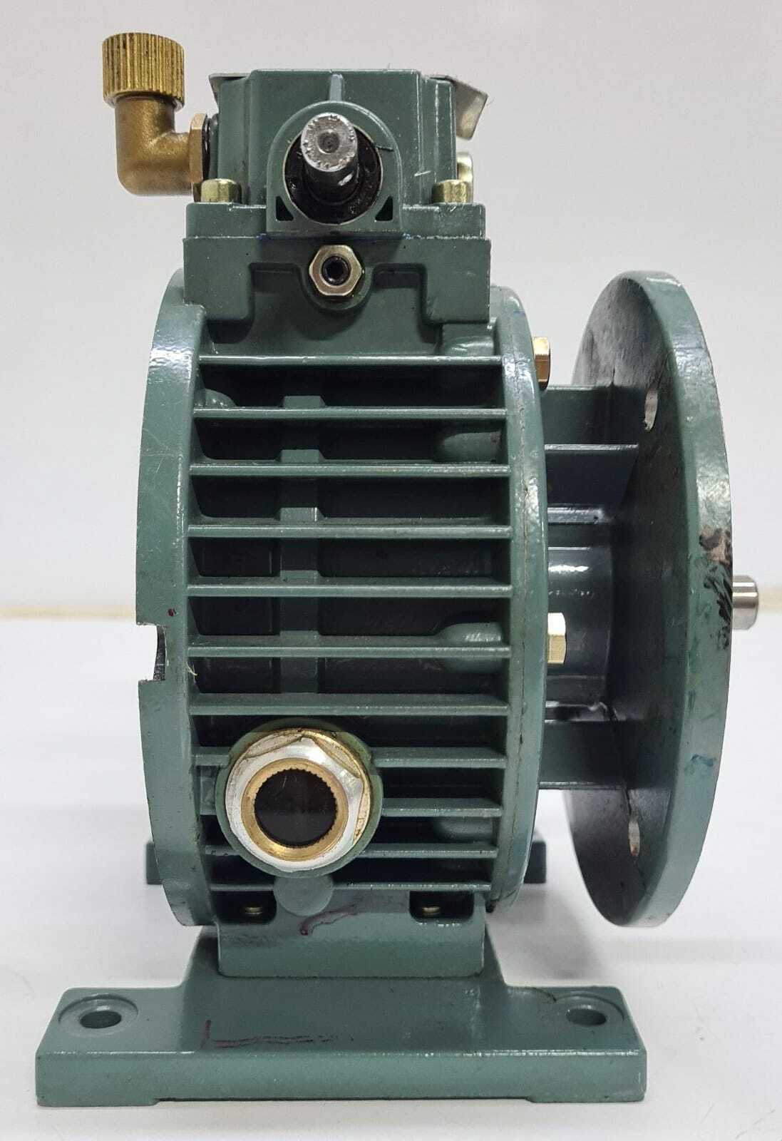 NGB VARIATOR UDL005 Speed 1000-200 RPM 0.37 kW 3.0-5.9 Nm Motor