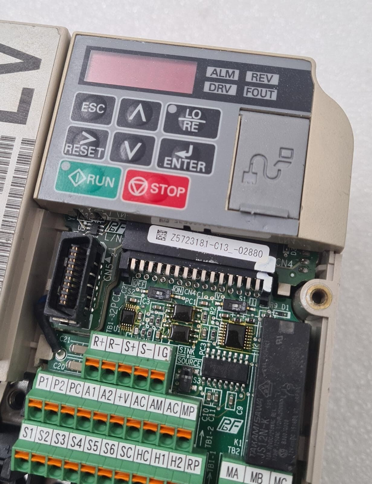 YASKAWA LV CIMR-VC2A0012JSB-0122 A53610098-V1K GEN3 INVERTER ASSY 200V 3PH 2.2kW