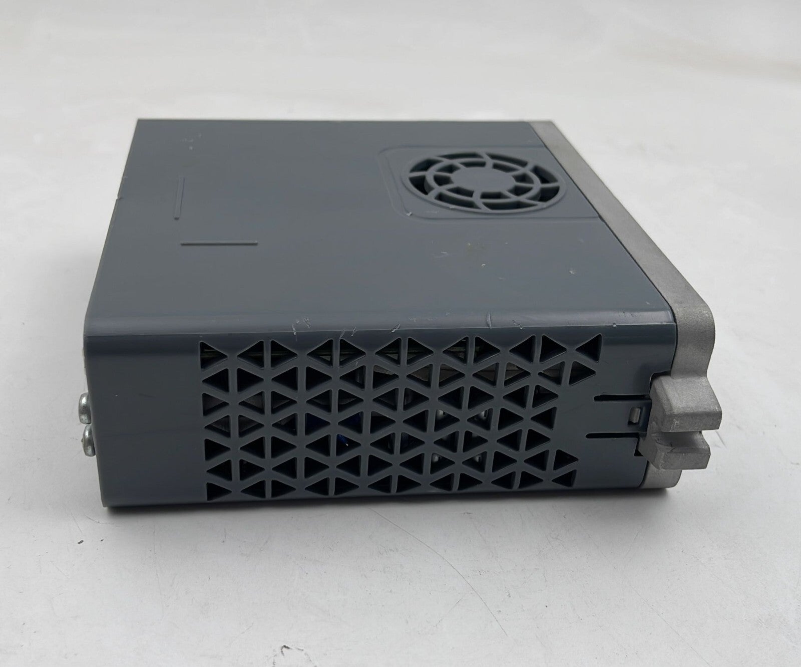 Schneider Electric Motion Servo Drive LXM28EU01M3X SERVOTRONIX PRDr11B1010E-00