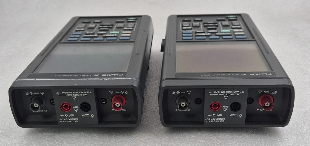 [LOT 2 PCS] PHILIPS FLUKE 95 50MHz SCOPEMETER 9444 000 95958 **FOR PARTS**