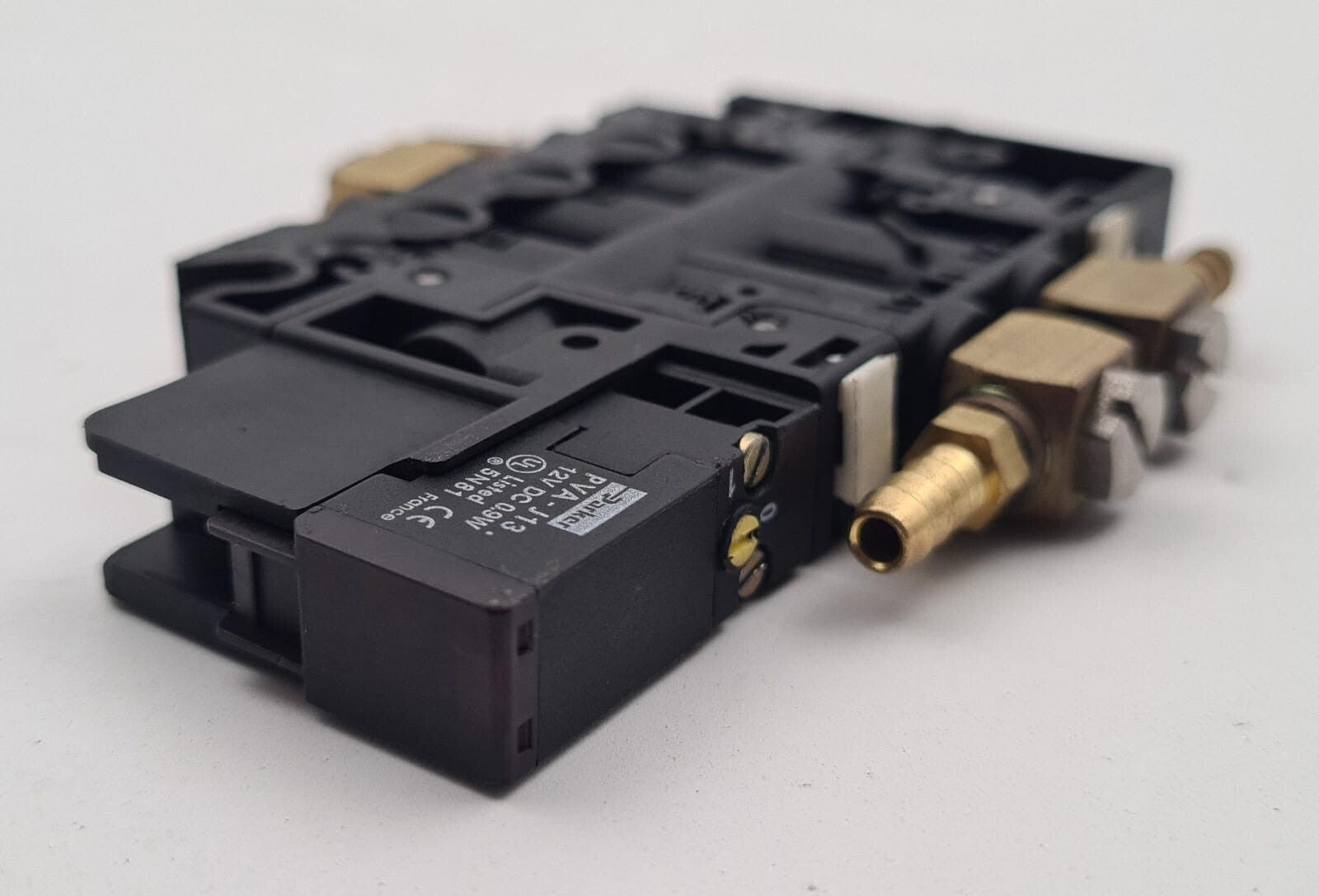 Parker PVA-J13 12V DC 0.9W Air Control Valve W/ Manifold