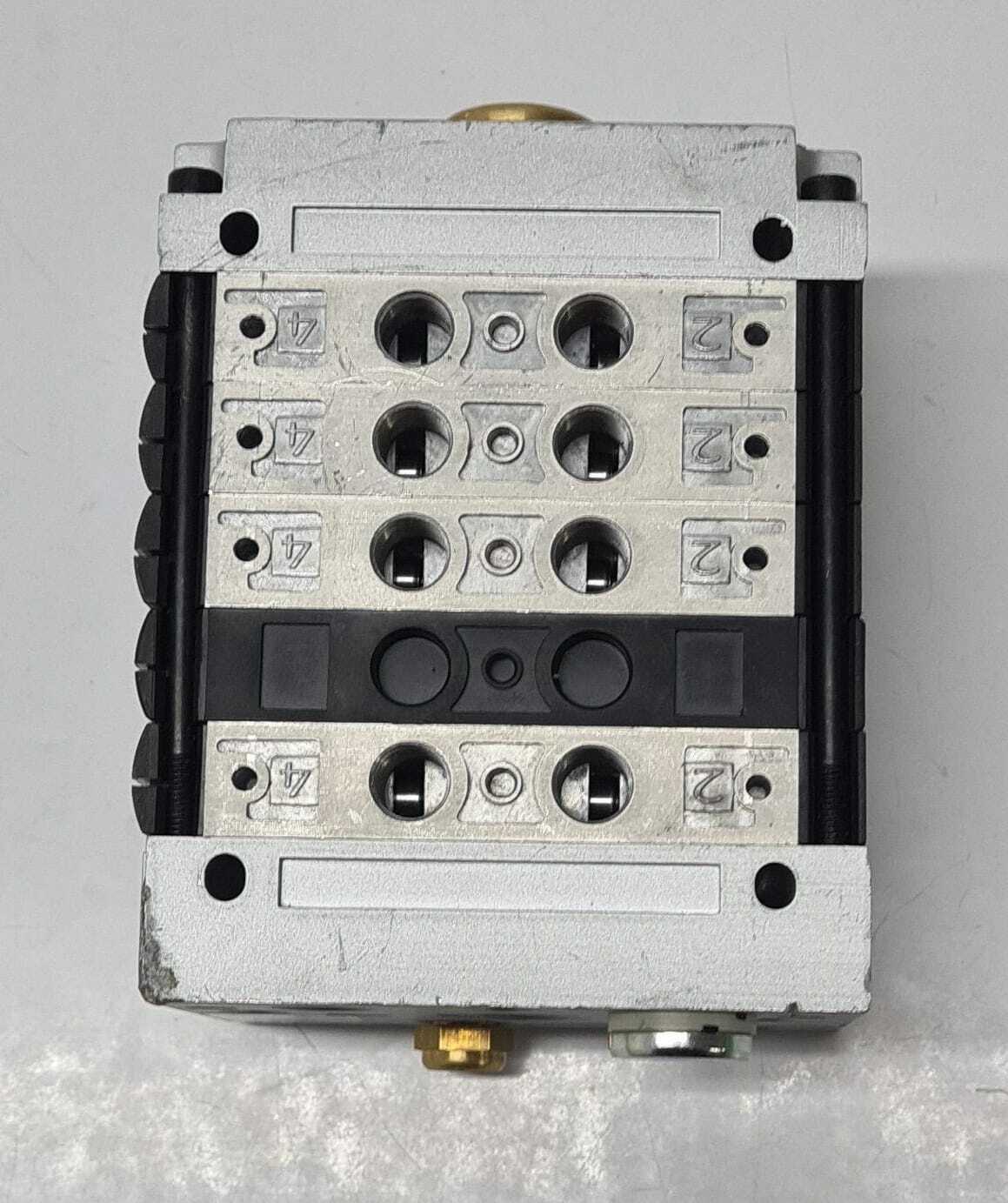 FESTO CPV14- V1 18210 LN02 Solenoid Valve Bank Terminal