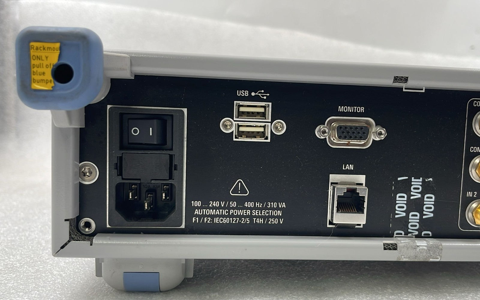 Rohde & Schwarz CMW-Z28 Shielding Box for Wireless Communication