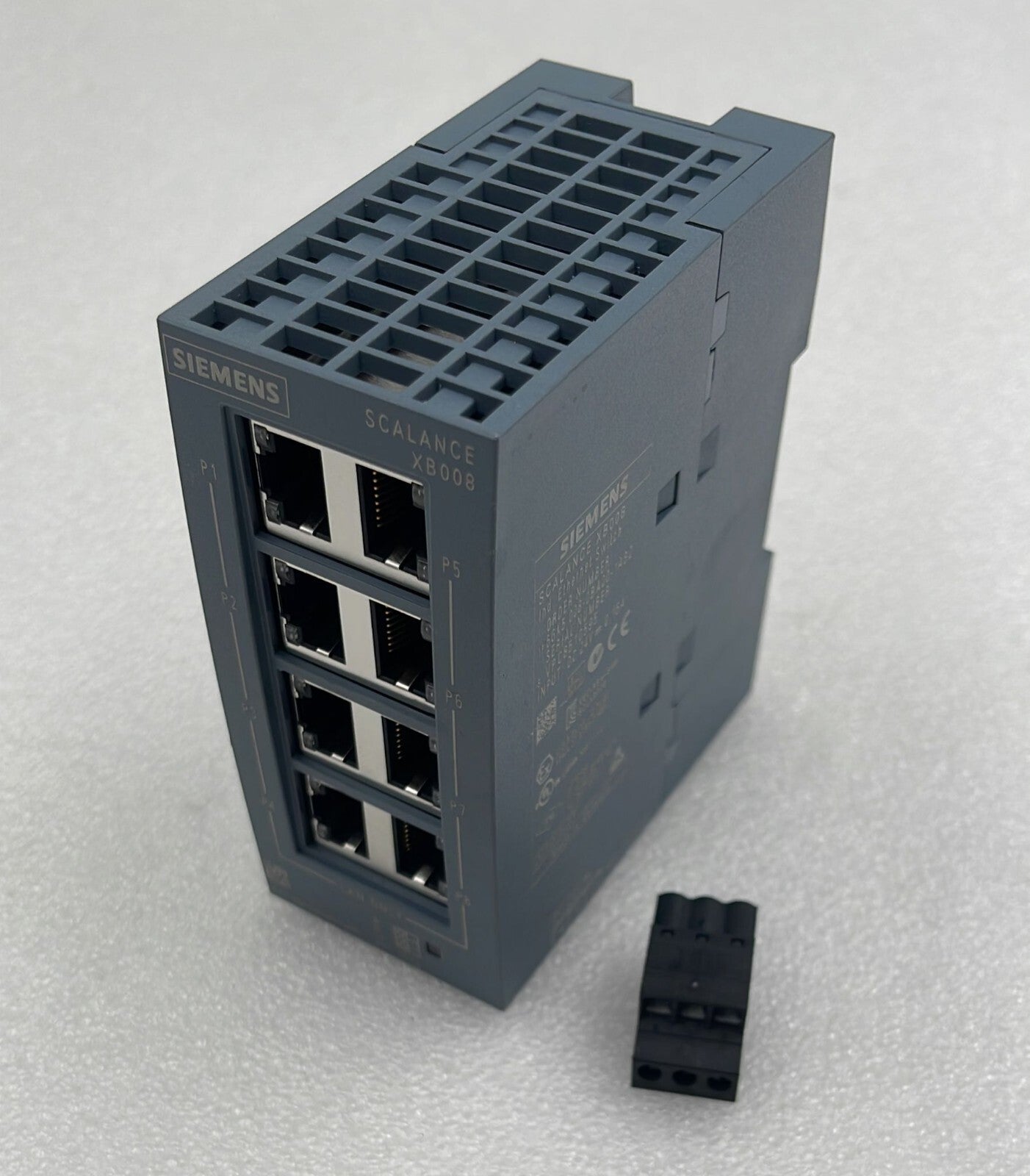 Siemens SCALANCE XB008 Enthernet Switch 6GK5 008-0BA00-1AB2 DC-24V 0,15A