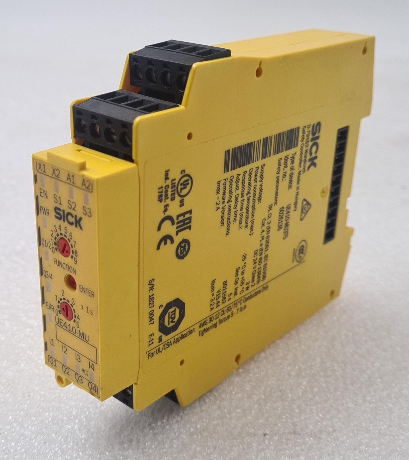 SICK UE410-MU3T5 6026136 safety controller relay front view