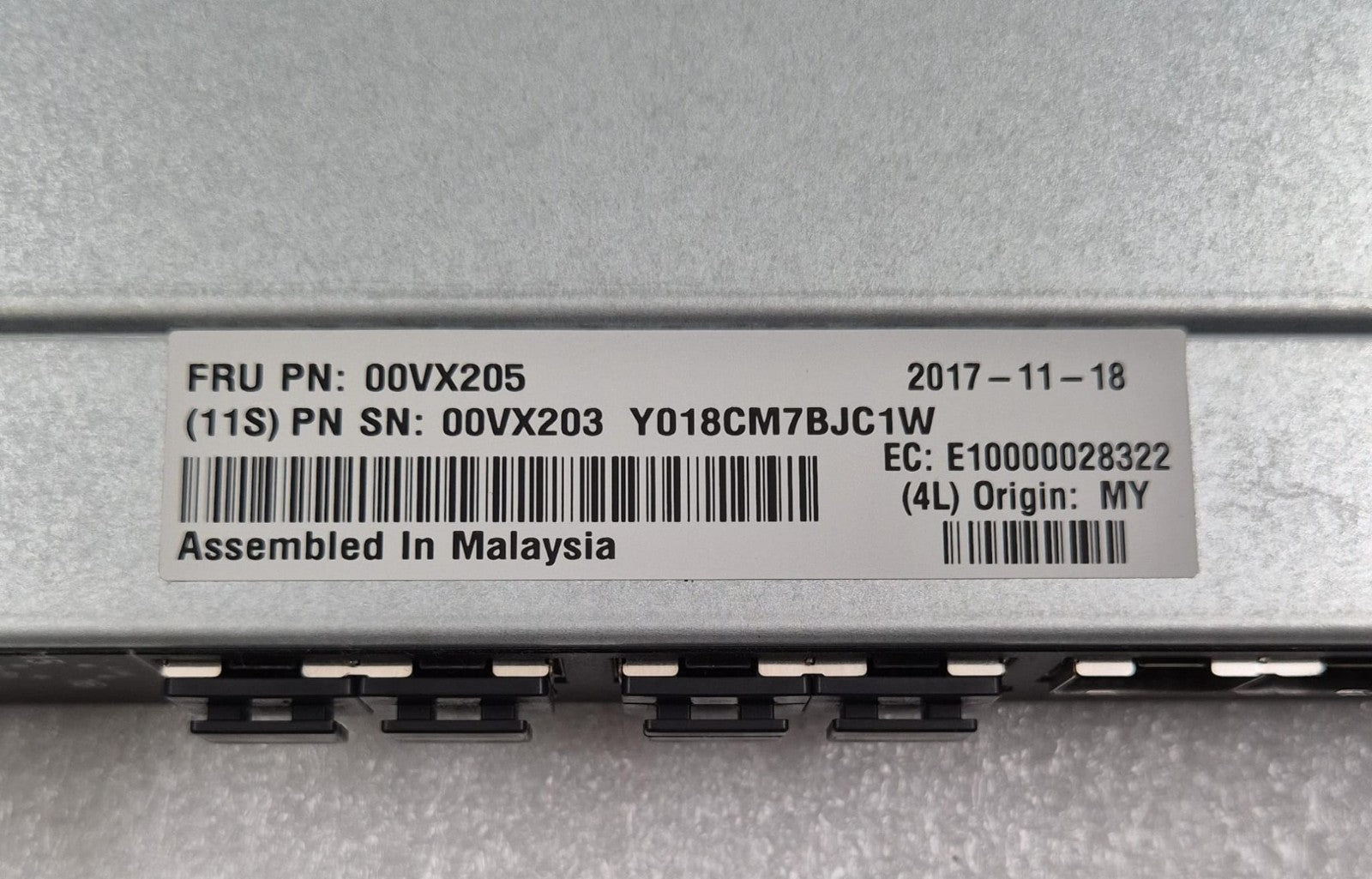 Lenovo Flex System Fabric EN4093R 10Gb Scalable Switch 00VX203 00VX205