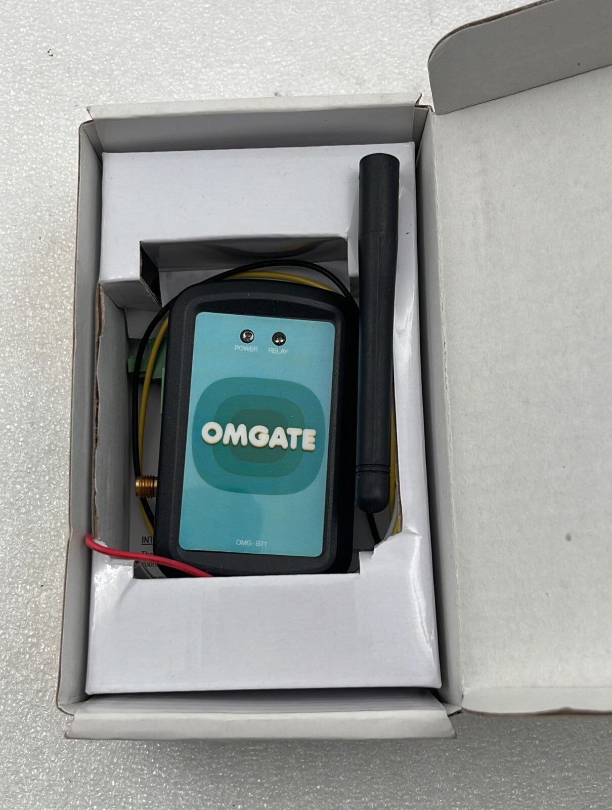 OMGATE OMG-BT1 Bluetooth Remote Garage Door / Gate Controller W/ box