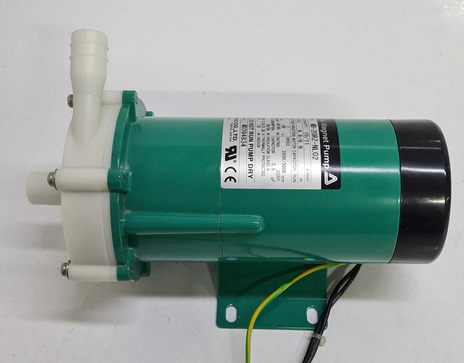 Iwaki Magnet Pump MD-20RZ-NL02 10/11 l/m 100V - Turquoise Color