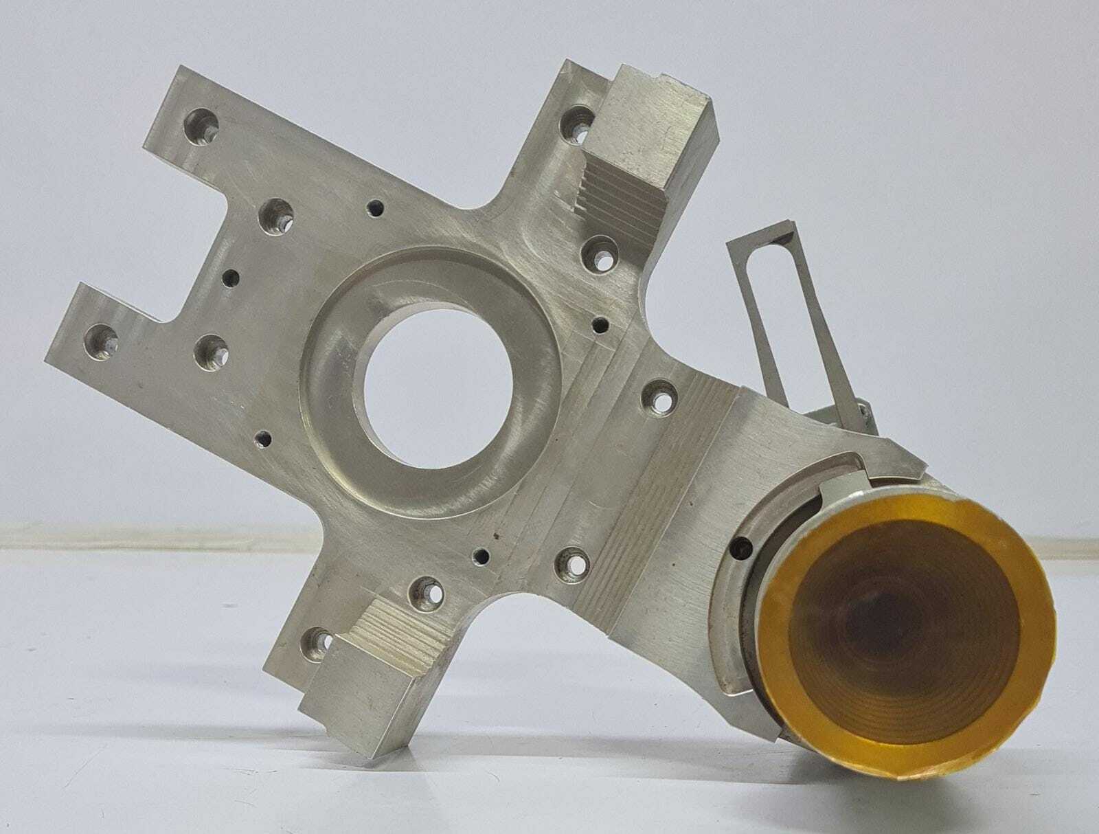 ERA 51-ST-12852 ANT0152 RF-FILT-0013-SUB Vertex 50478-06-24 110344-11 AMPLIFIER