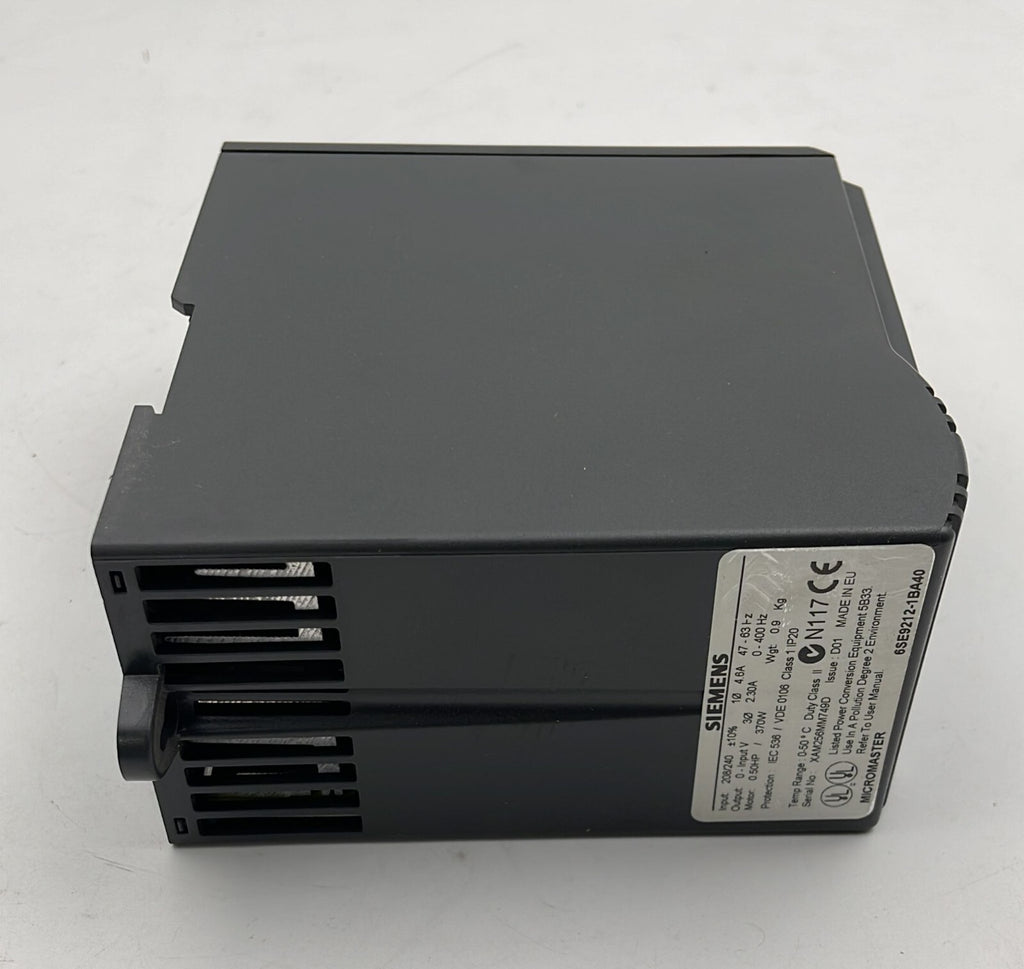 Siemens 6SE9212-1BA40 Micromaster 6SE92 370W 208/240 4.6A