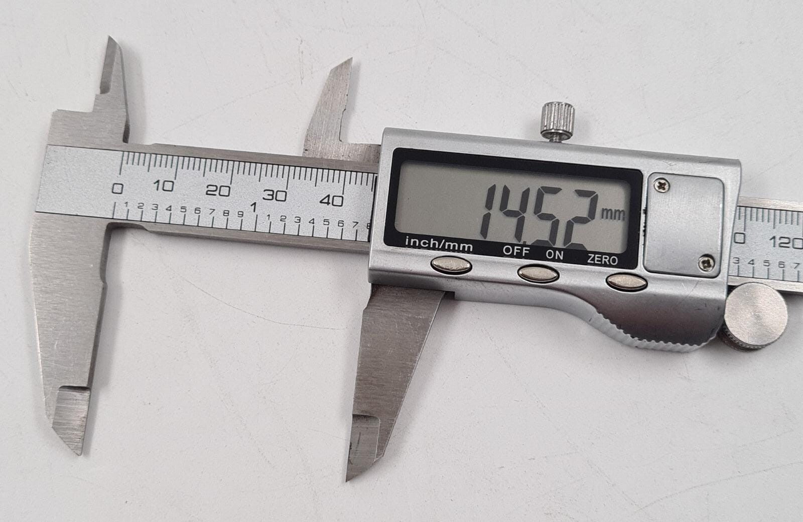 SIGNET 75430 Digital Caliper 0-150mm meter W/ Box