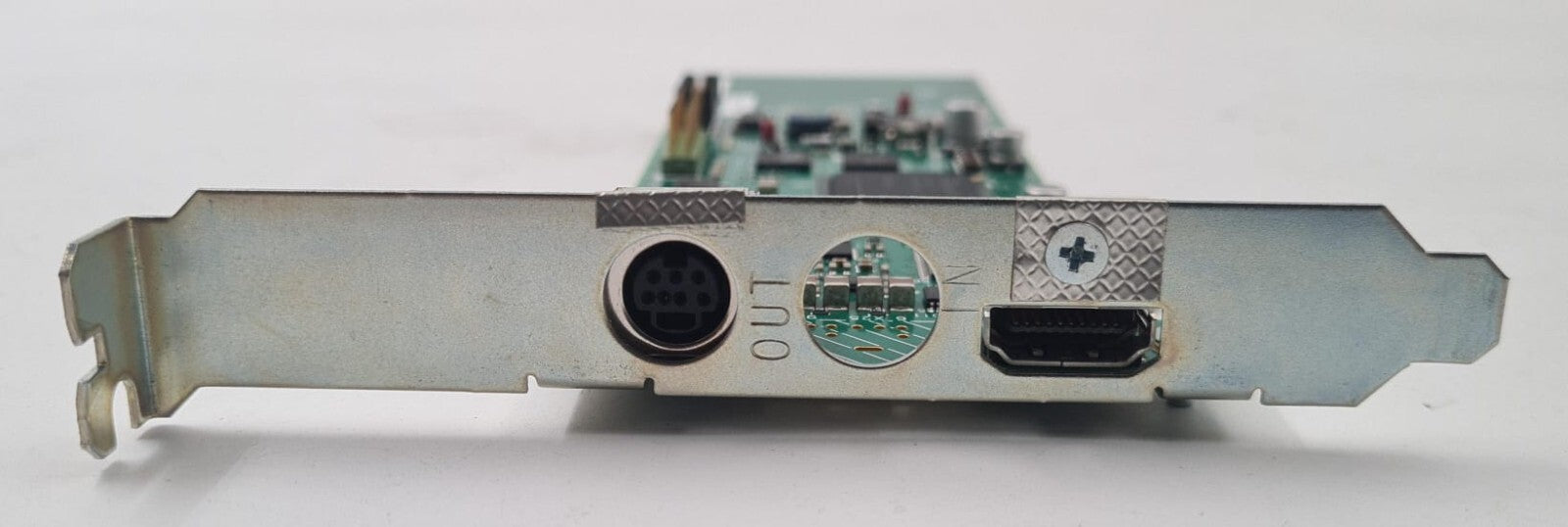 PHILIPS iU22 HDMI2SVIDEO 81223401900.2 20101206 453561628301 REV D 453561689671B