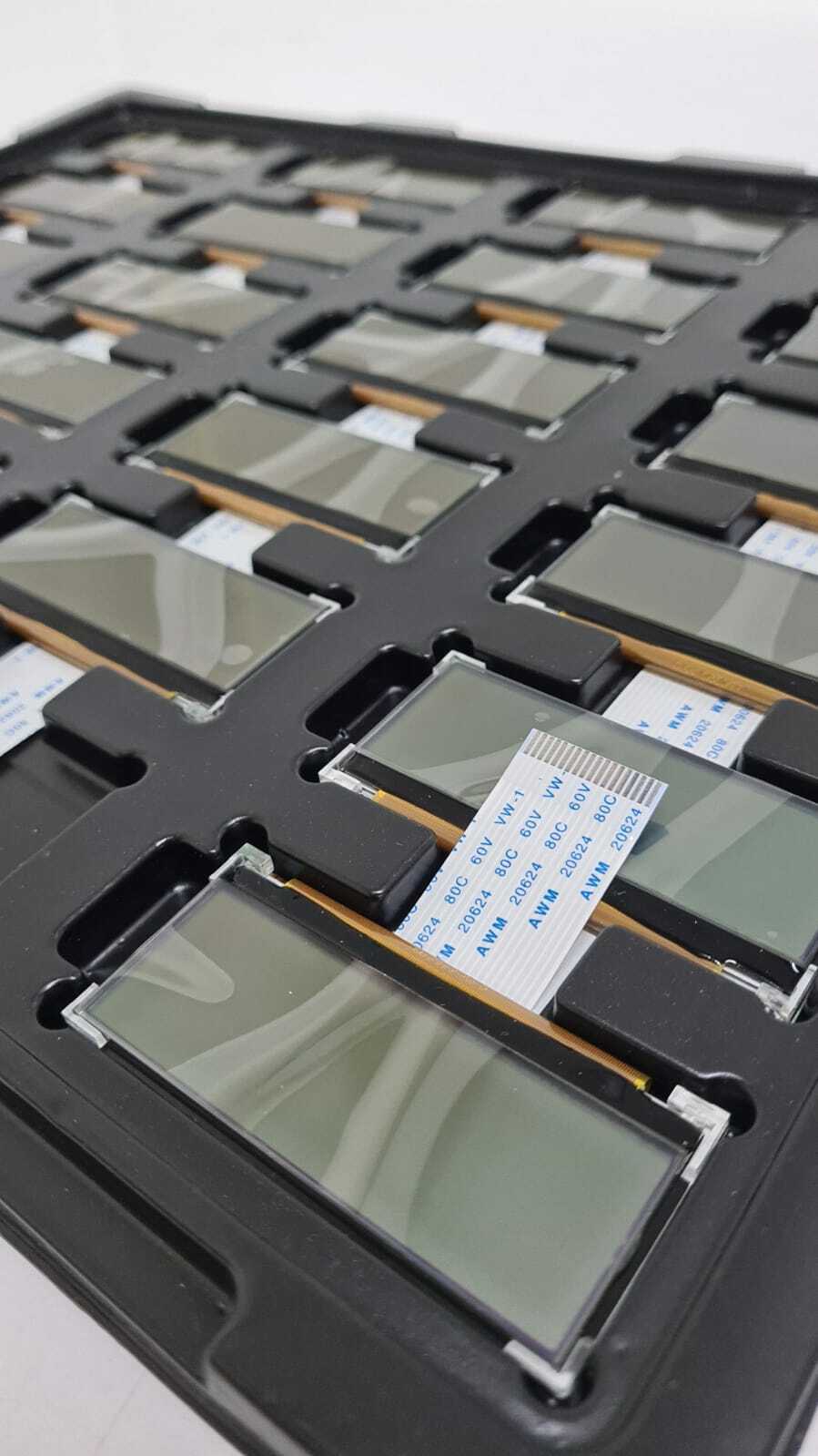 [LOT OF 24] TRNS122X32NEWCSTMVER LCD Display Module 122x32 Pixel AWM 20624 VW-1