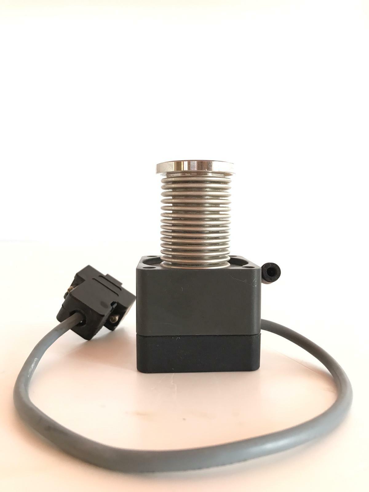 Vat Valve 338841/0001 With Pneumatic Nc Actuator And 9 Way D Sub Plug Connector