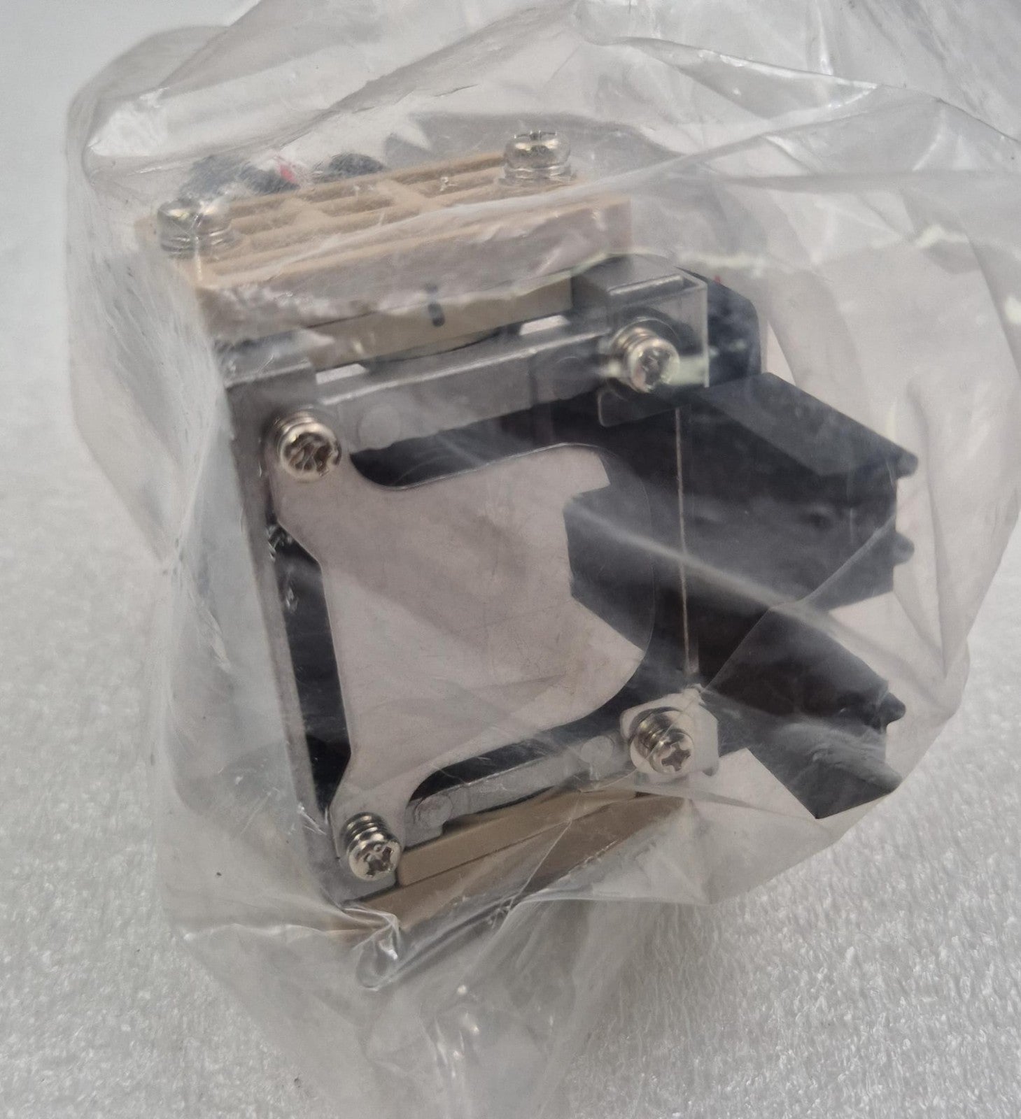 ERC INC. ERC-6210 Degasser Vacuum Pump 6.0kPa 24V 210mA