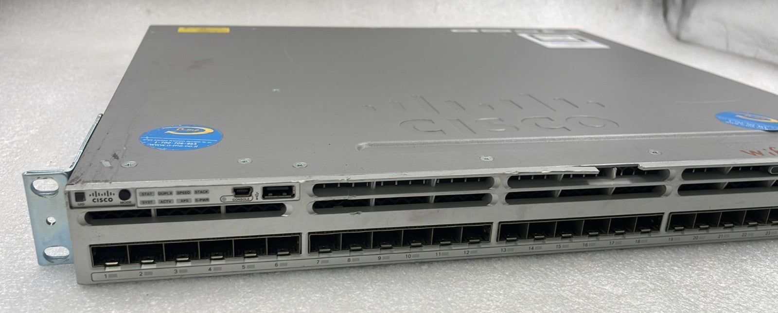 Cisco WS-C3850-24S-S side perspective view