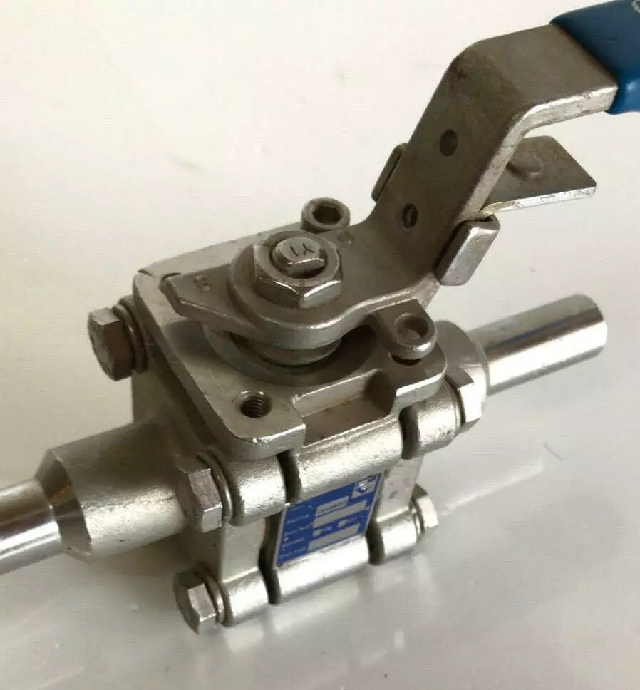 Flow- Tek 1/4"F 1/2"R CF8M Ball Valve, 1000 Wog, Cf8M 1440WOG DN8F ND 15R