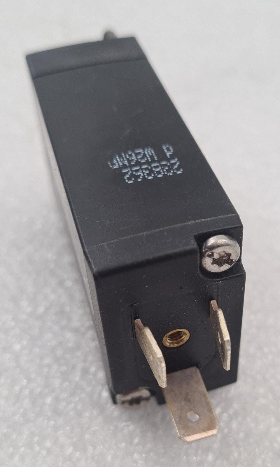 [LOT OF 7] Burkert 6628 00256899 T 2.0 FKM PS FLNSCH 24V Rocker Solenoid Valve