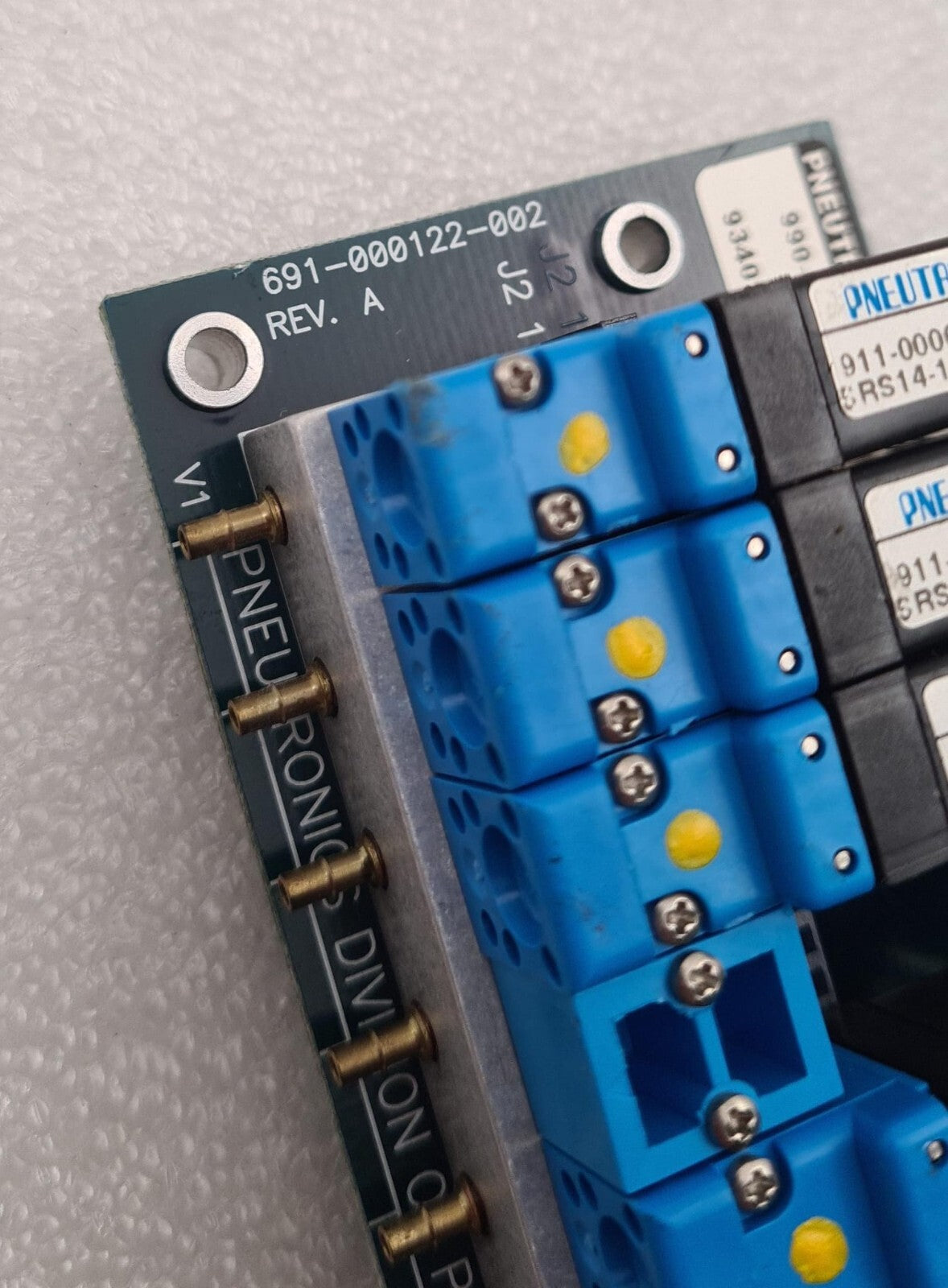 PNEUTRONICS 990-000304-008 9340118 Control Board PARKER HANNIFIN 691-000122-002