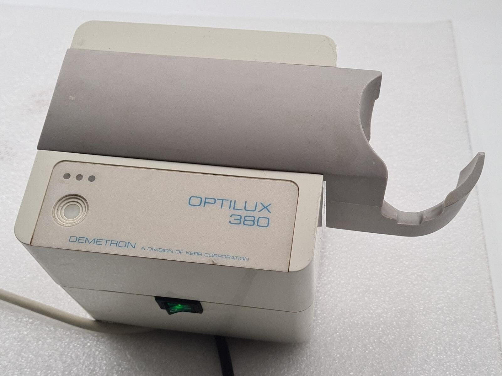 KERR DEMETRON OPTILUX 380 Dental Light Unit VCL 310
