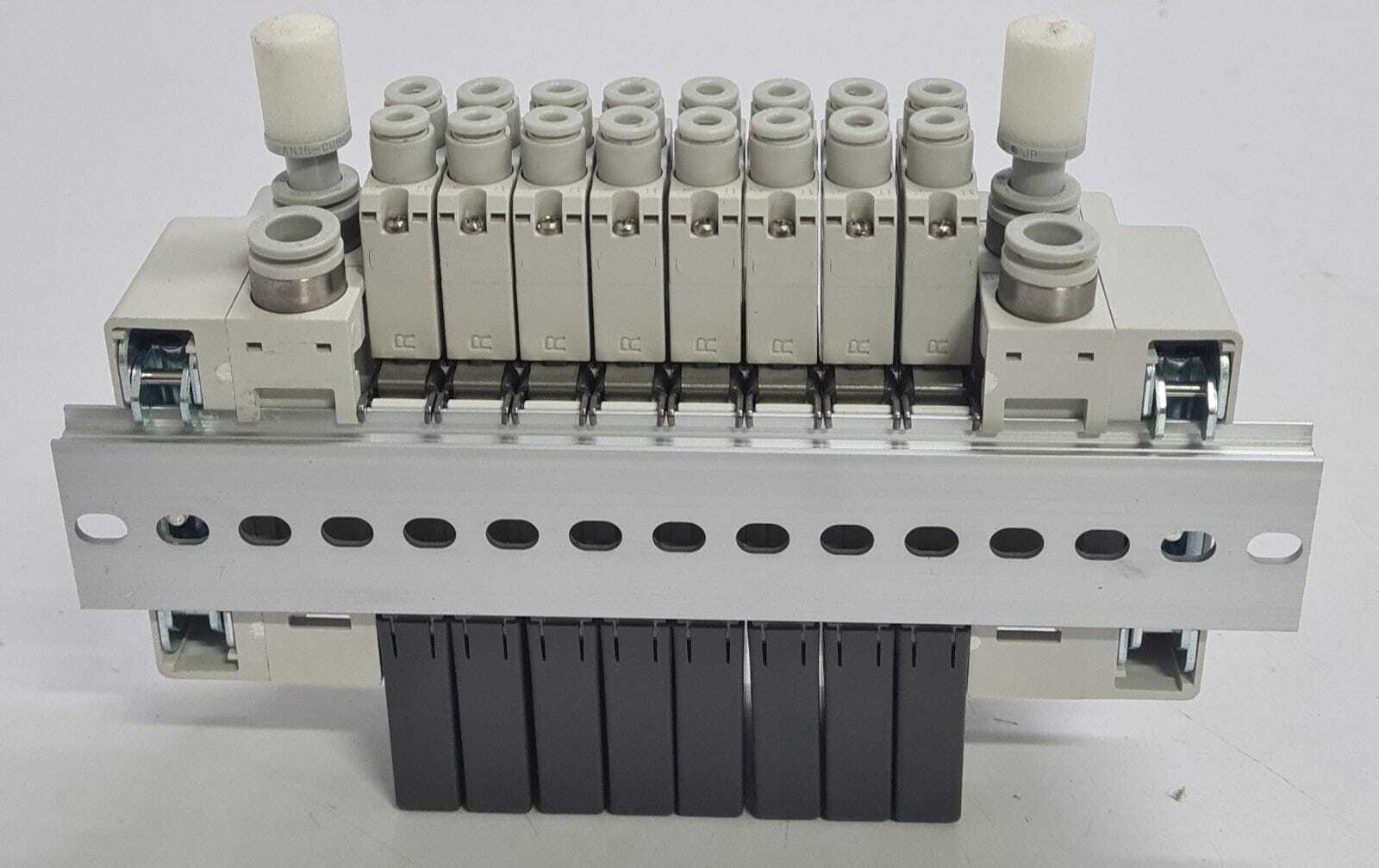 [LOT OF 8] SMC solenoid valve Bank SQ1341R-5LO-C4