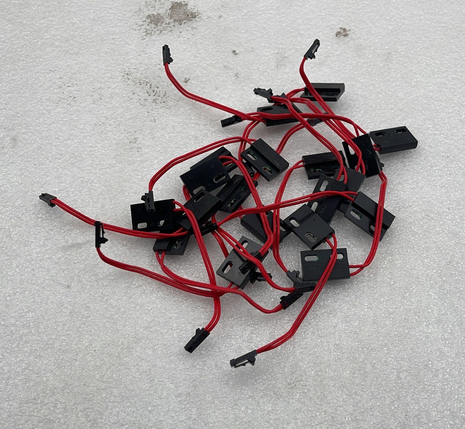 [LOT OF 32] HAMLIM 59135-2-T-01-D Switch Sensor 10W 265Vac 5A