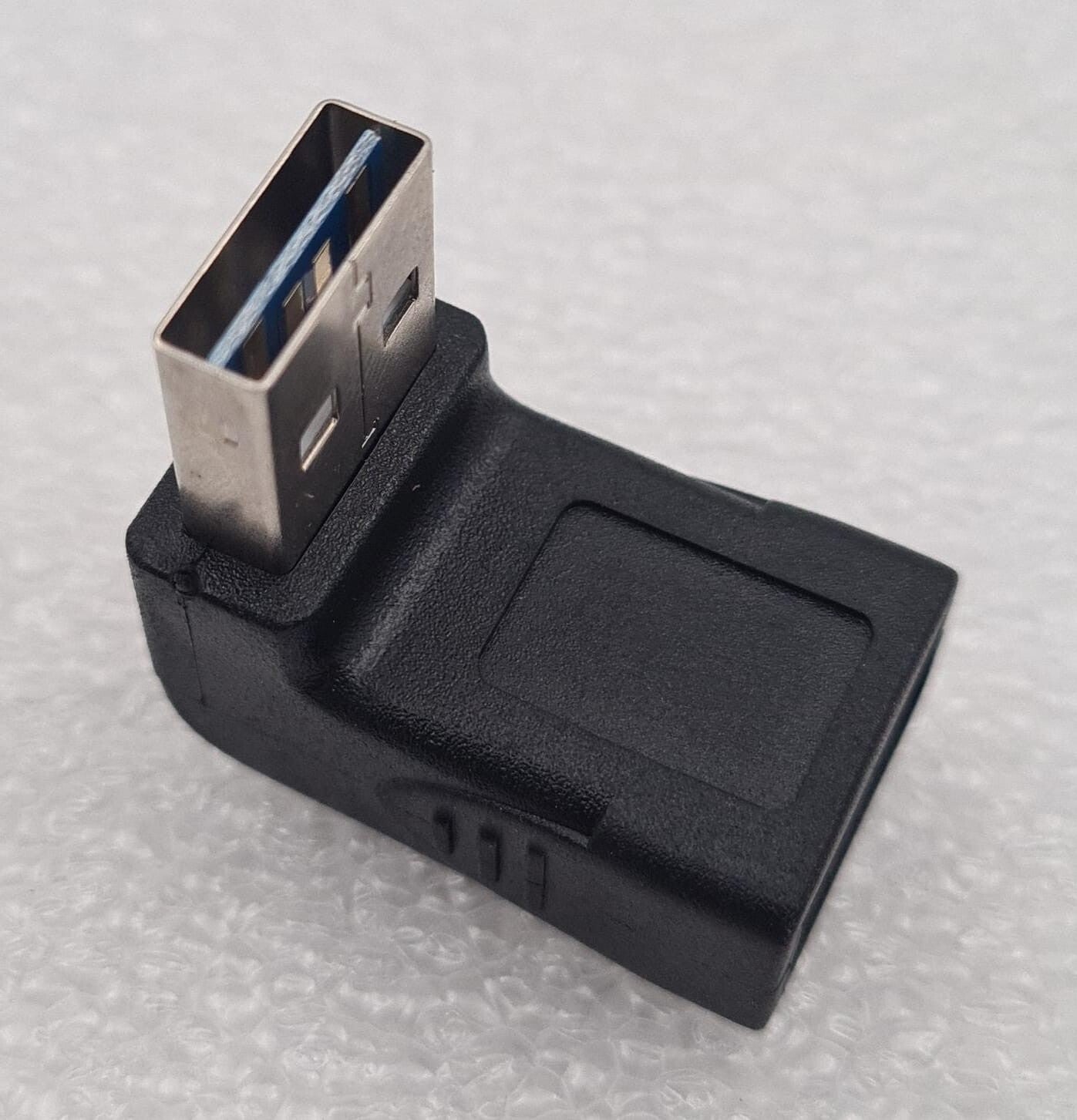 [LOT 8] NEW - Tripp Lite UR024-000-UP Universal Reversible USB 2.0 Adapter