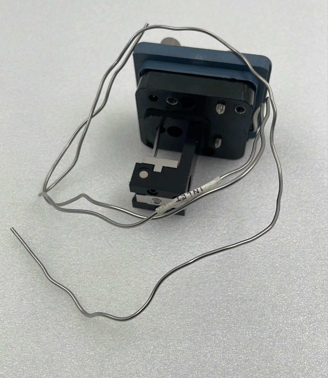 Waters Alliance 289007905 flow cell holder rear mounting view