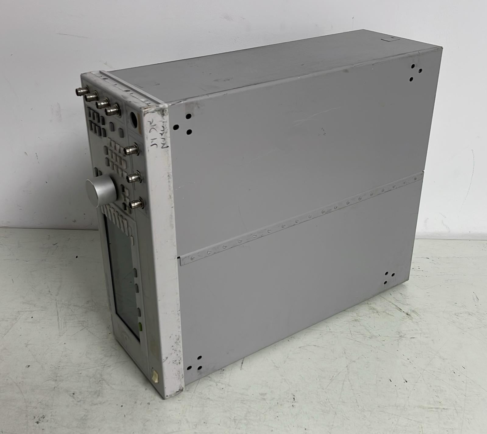 Agilent E8251A PSG-A Series Signal Generator 2510kHz - 20GHz **AS IS