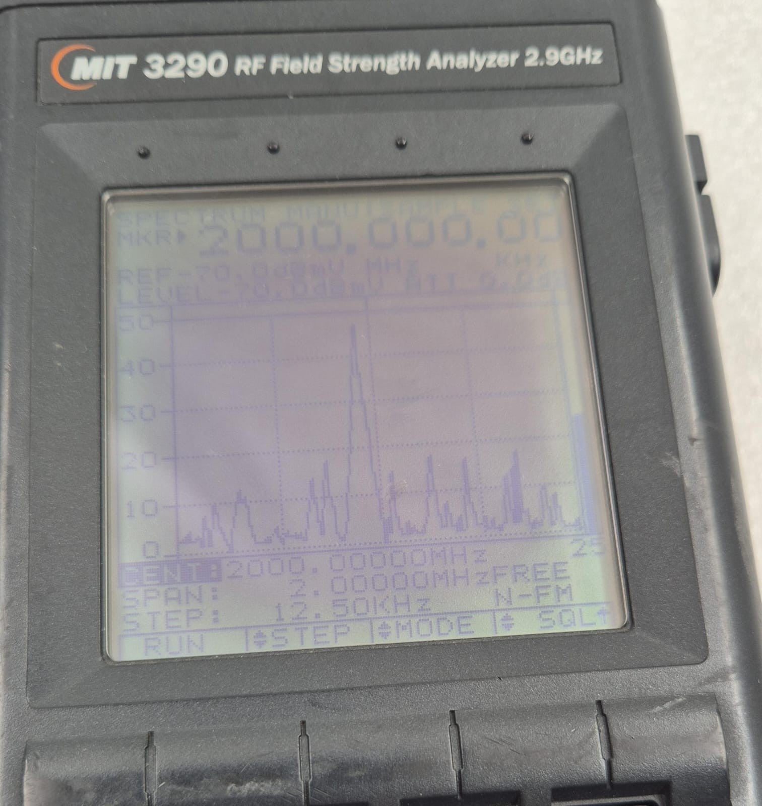 [LOT 2 PCS] MIT 3290 RF Field Signal Strength Analyzer 2.9GHz Hand-Held Device