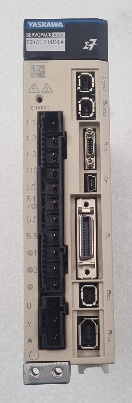 YASKAWA SERVOPACK SGD7S-2R8A20A Servo Driver 200V