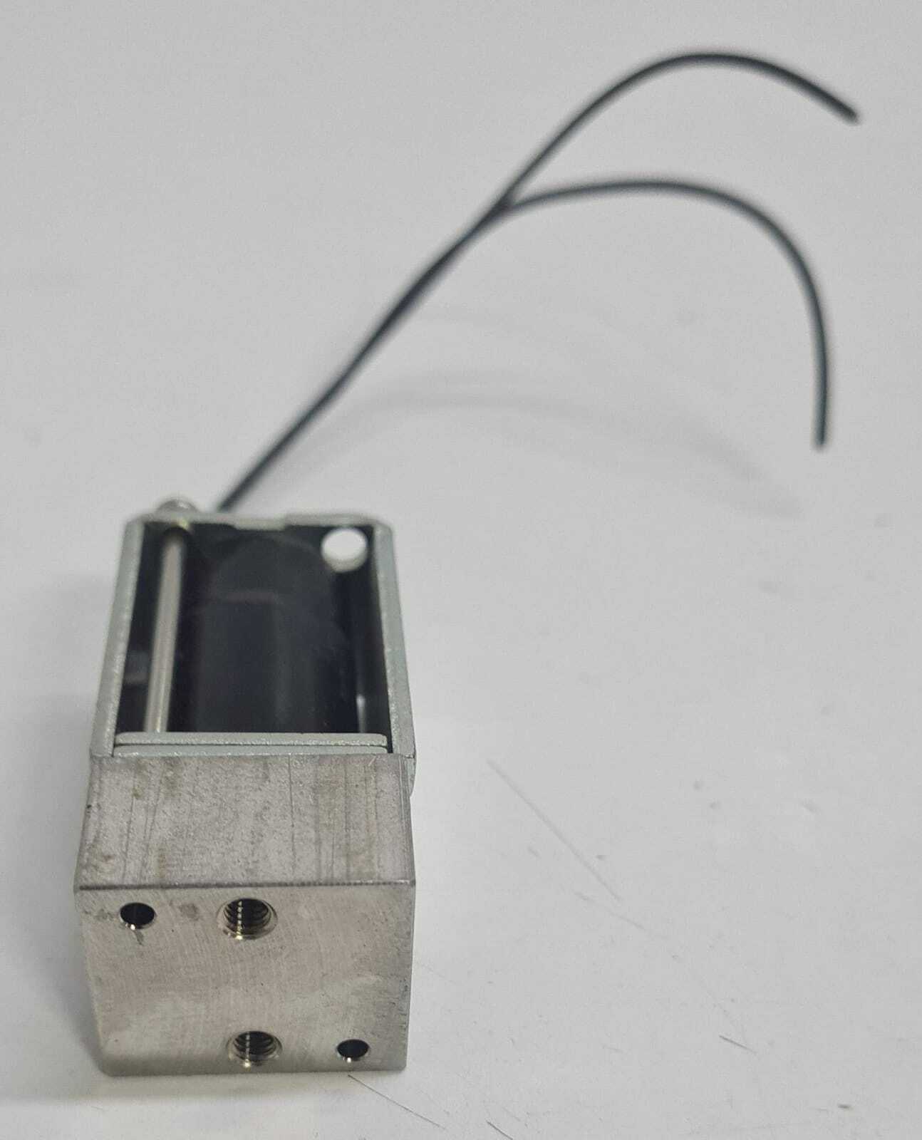 [LOT OF 7] Takasago Electric UDV-2-M6C 24VDC 300kPa Liquid Solenoid Valve