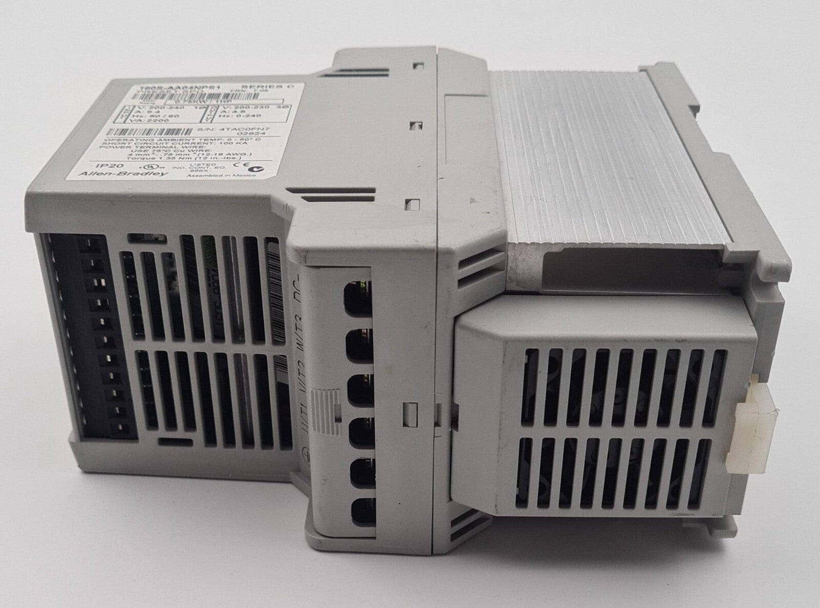 Allen-Bradley 160S-AA04NPS1 SERIES C Speed Drive converter 0.75KW 1HP