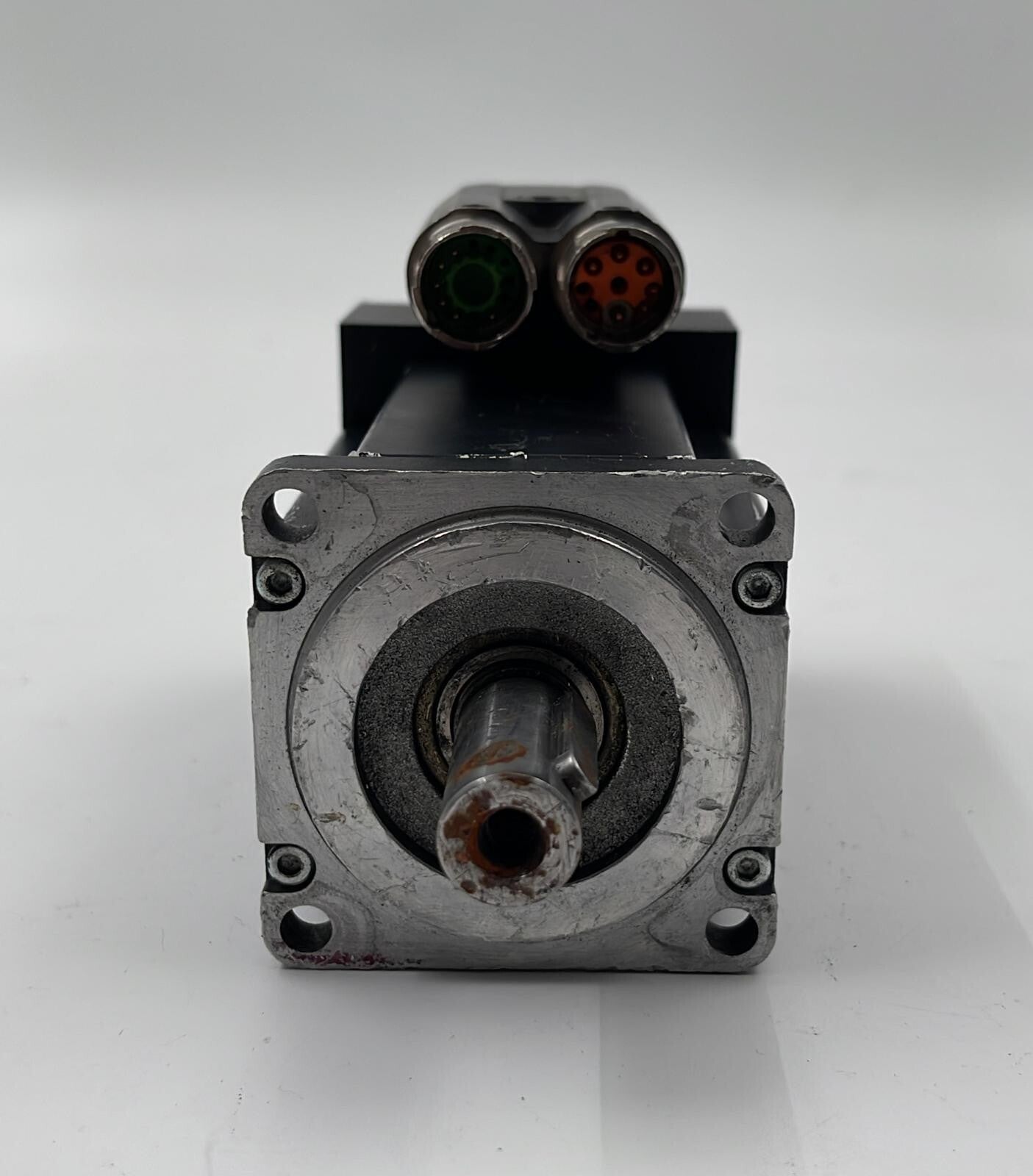 B&R Automation 8LVA23.R0030D100-0 Synchronous Servo Motor