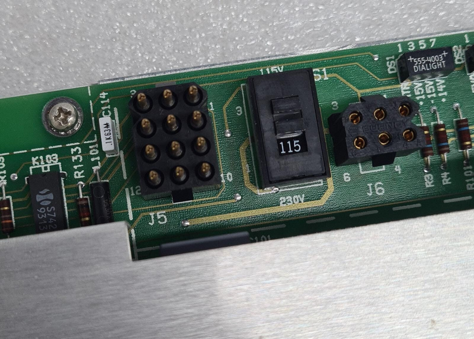 Varian POWER/DC ASSY 03-920410-00 SCHEM 03-920413 Power Supply Board